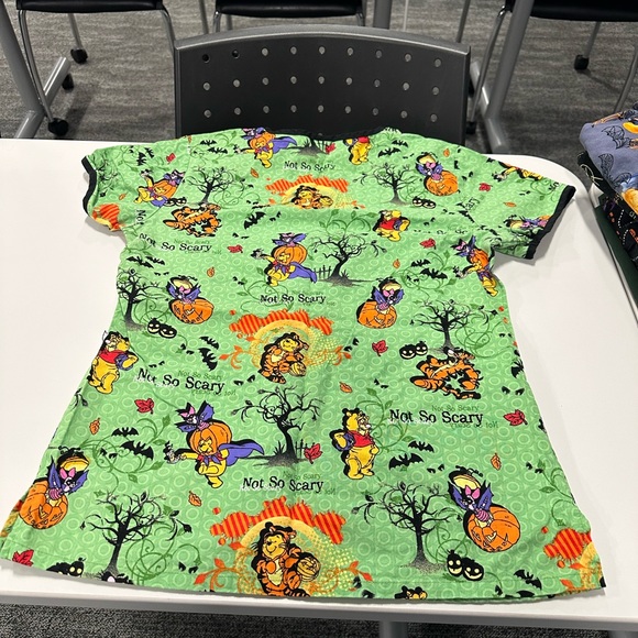 Ladies size xs (3) and small (4) Halloween scrub tops. - Picture 13 of 15